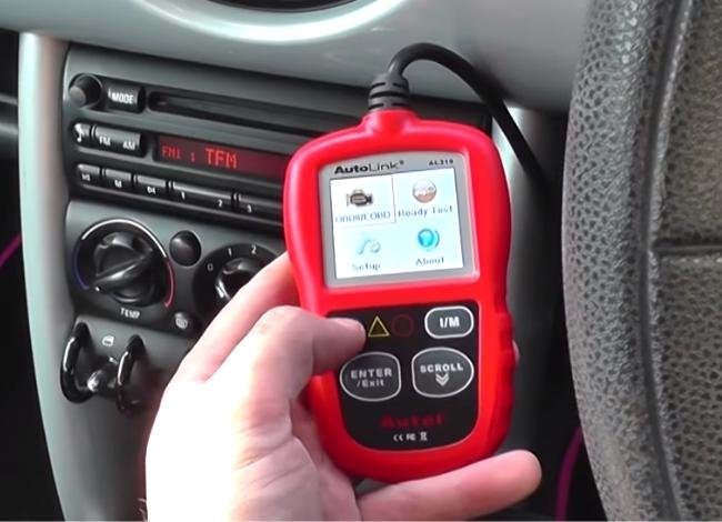 Autel OBD2 scanner