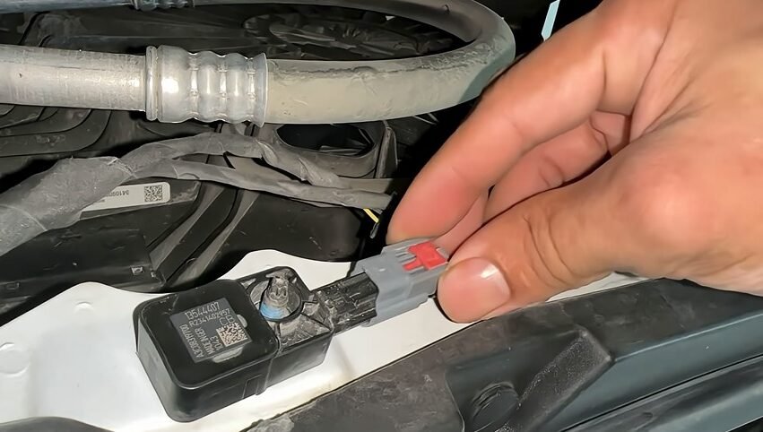 Faulty-Crash-Or-Impact-Sensor