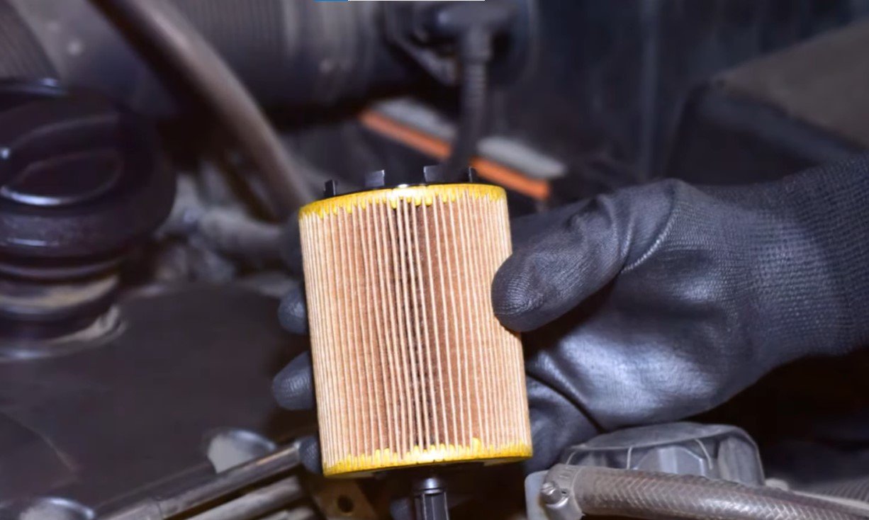Can an OBD2 Scanner Reset Oil Light